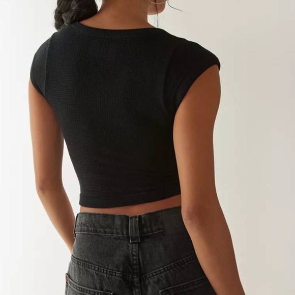 SALE 🖤🩷Urban outfitters out from under🖤 waffle shirt NEW soft - Picture 7 of 7